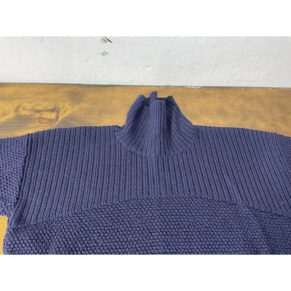 Lululemon Warm and Restore Knit Navy Turtle Neck Sweater 100% Merino Wool Size 6 - Picture 4 of 12